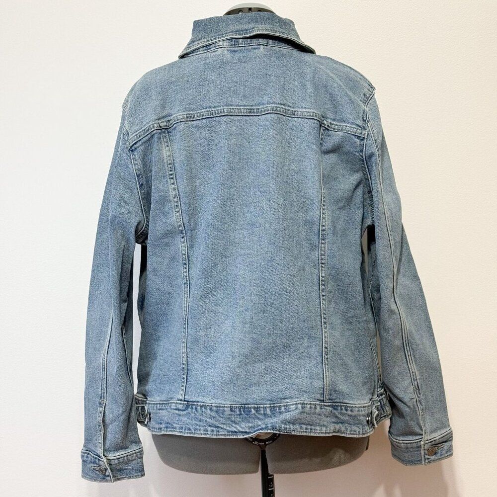 Levi's NWT Sz 4X Jeanie Medium Wash Plus Slim Fit Original Trucker Jean Jacket - Picture 8 of 11